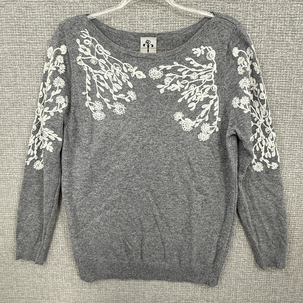 Rain +‎ Rose Sweater Womens Small Gray Floral Embroidered Angora Knit Pullover